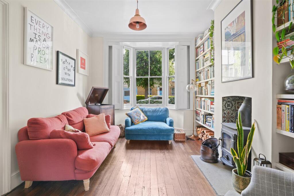 Grosvenor Park Road, E17