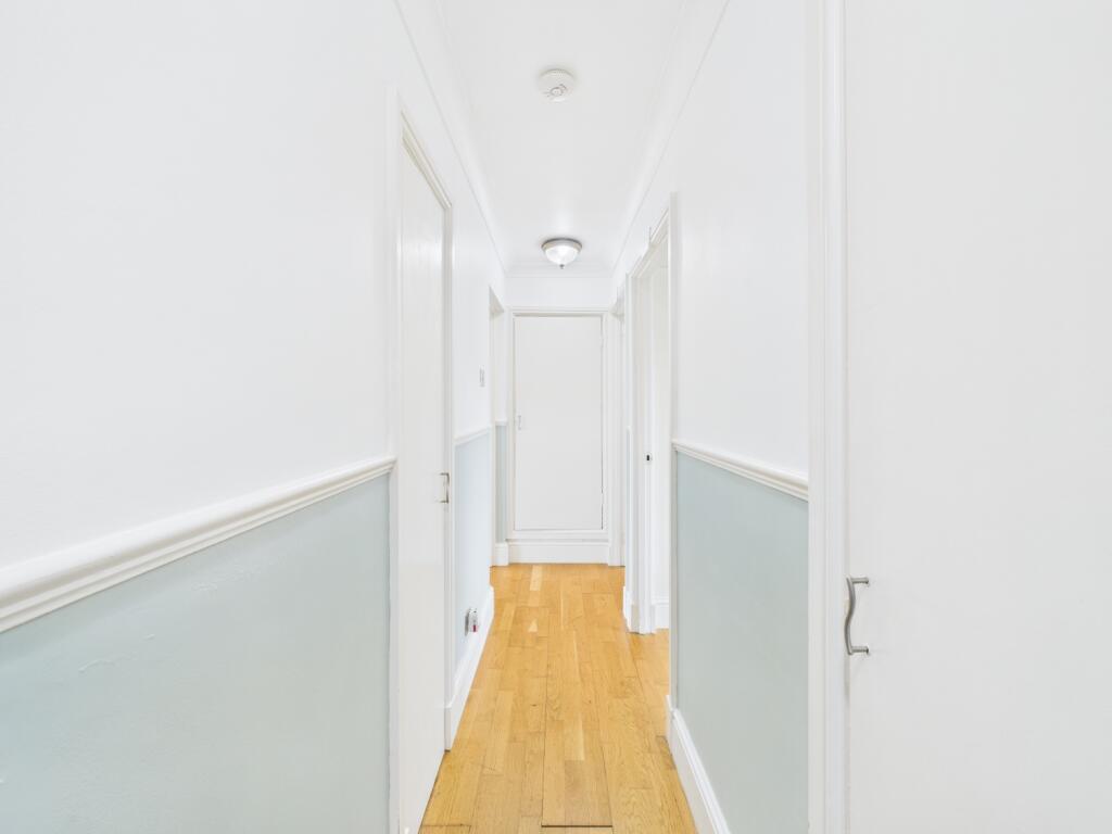 CAM02023G0-PR0168-STILL015