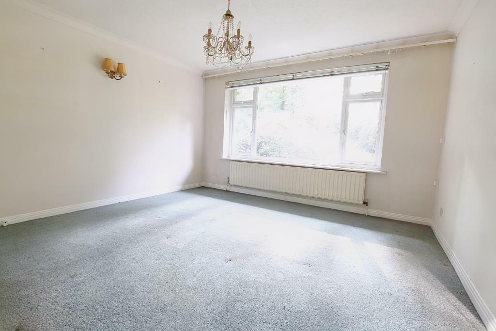 dining room (Portal Size).JPG