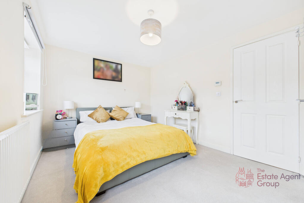 CAM02494G0-PR0058-STILL025