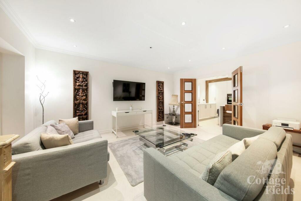 Living and Dining Area