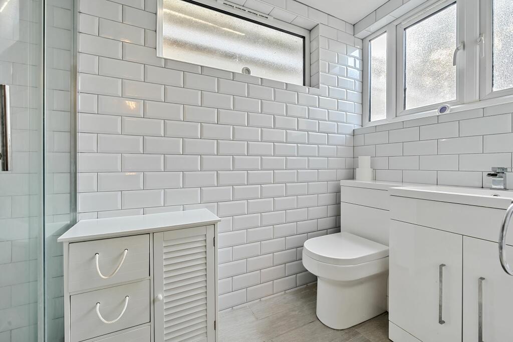En-Suite Shower