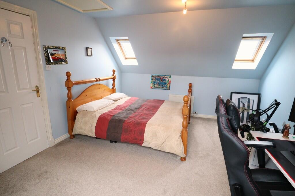 Bedroom 6 (2)