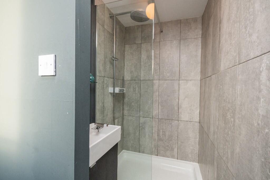Master En-Suite