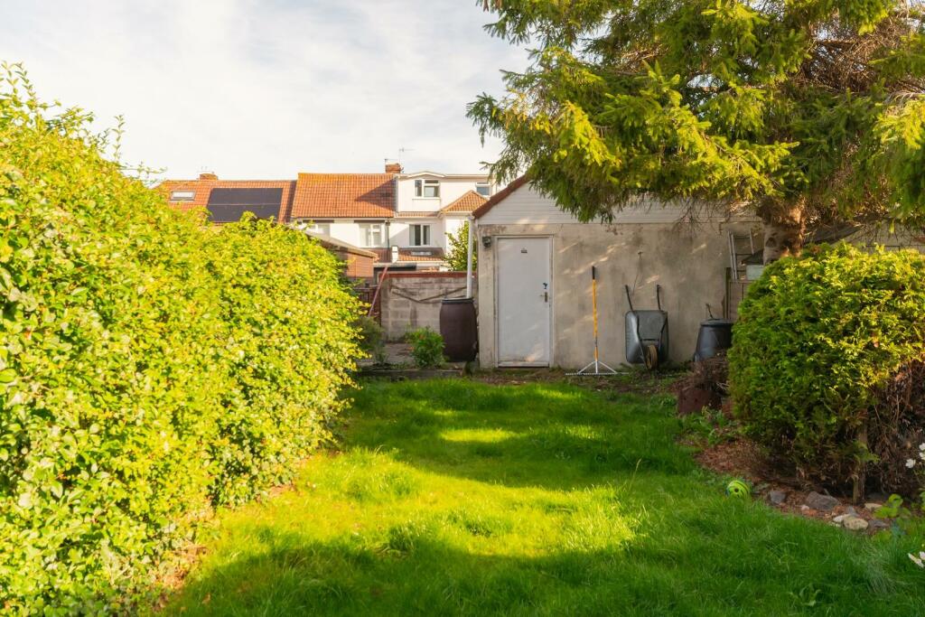 S7L6LBR - External F.jpg