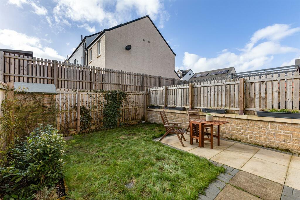 50 Knoll Park Galashiels 35.JPG