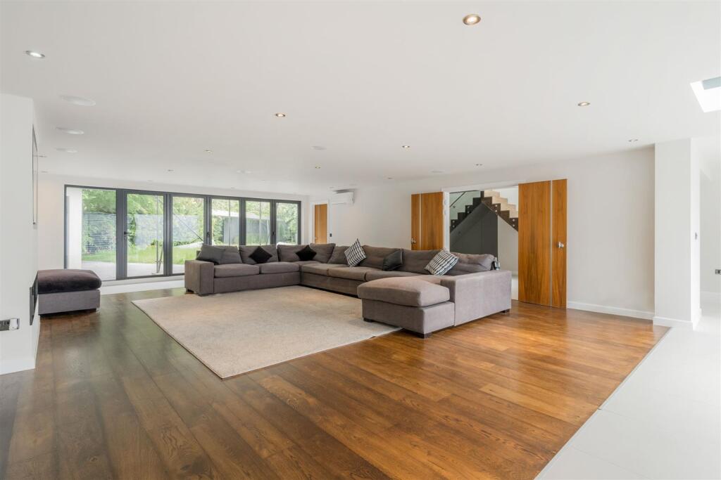 72 Dyke Road Low Res-5.jpg