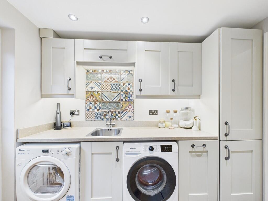 CAM01835G0-PR0339...