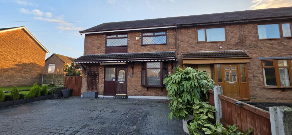 Stratford Gardens SK6