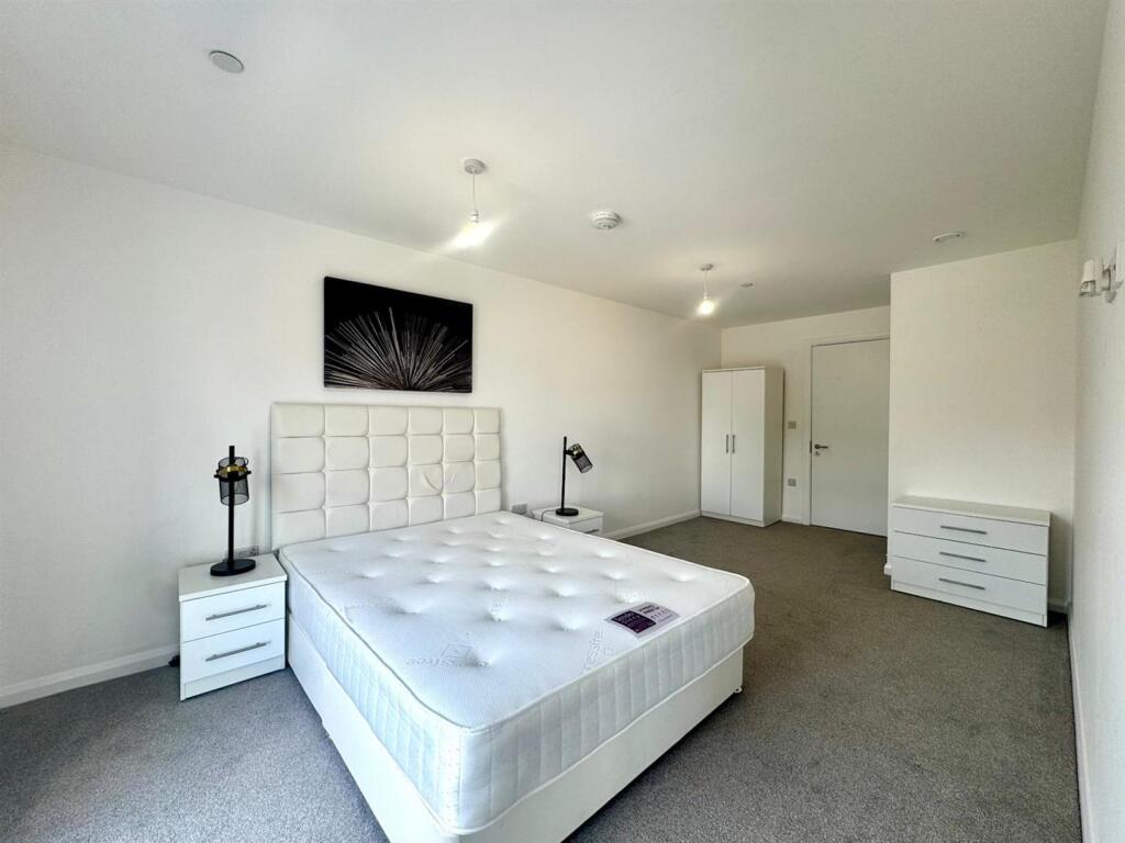 Bedroom 2.jpeg