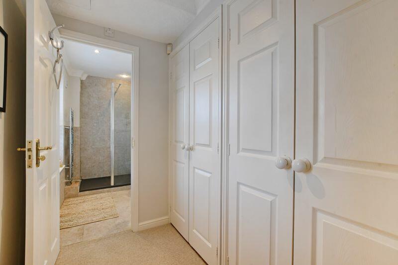 Main Bedroom Dressing Room 