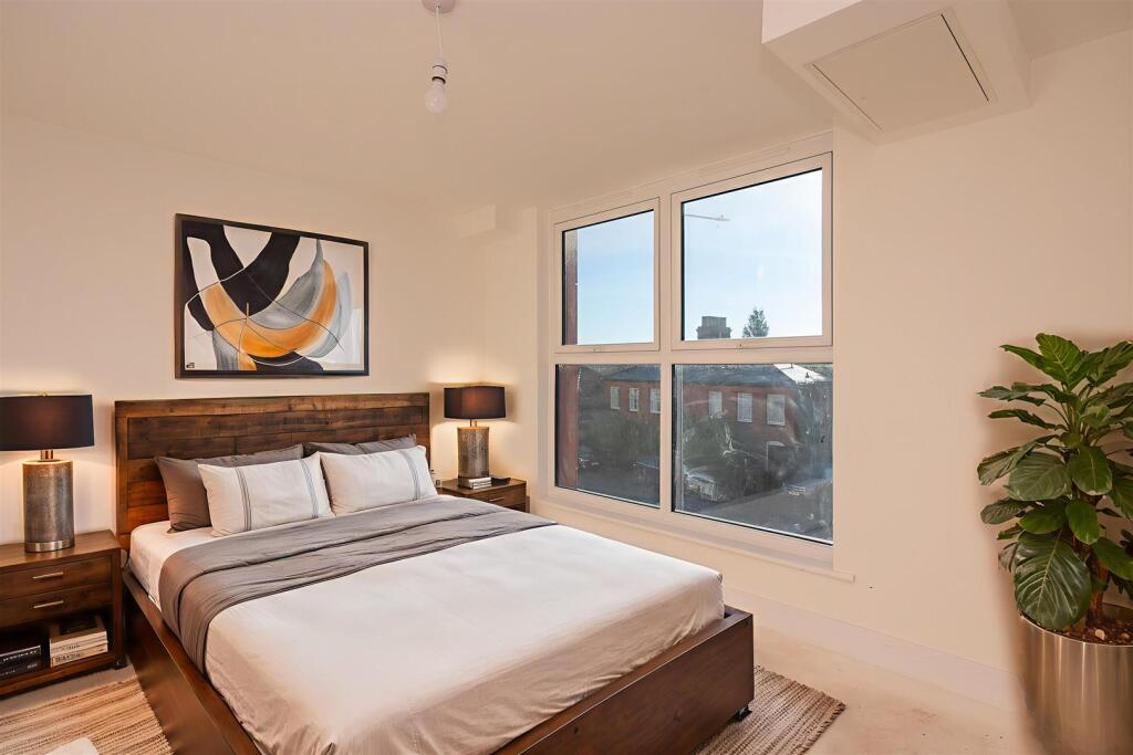 27YarmouthRoad-76 - Bedroom - Industrial - 5 (1).j