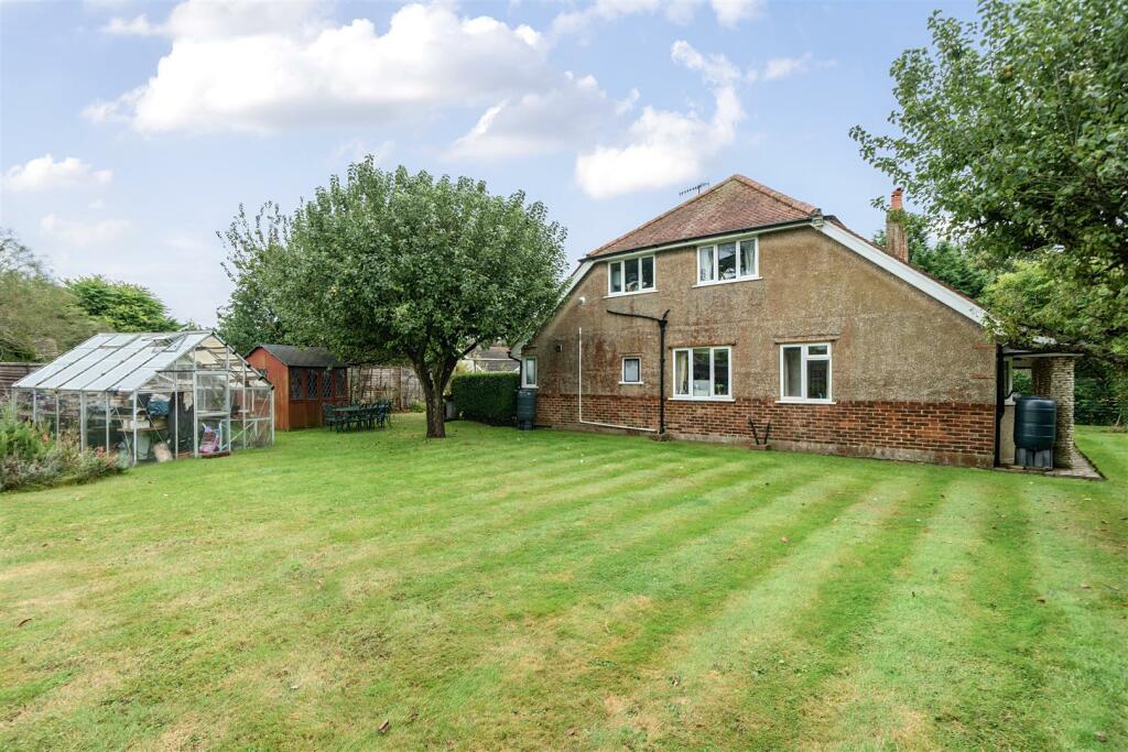 For Sale by Aspire Residential - The Glen