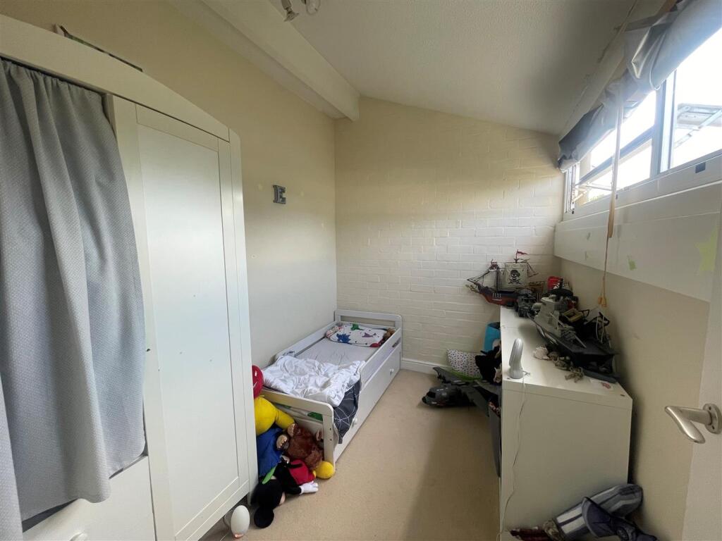 3rd Bedroom.jpg