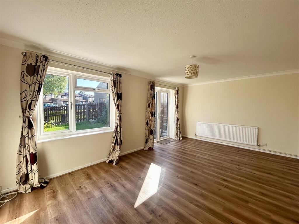 Living room.jpeg