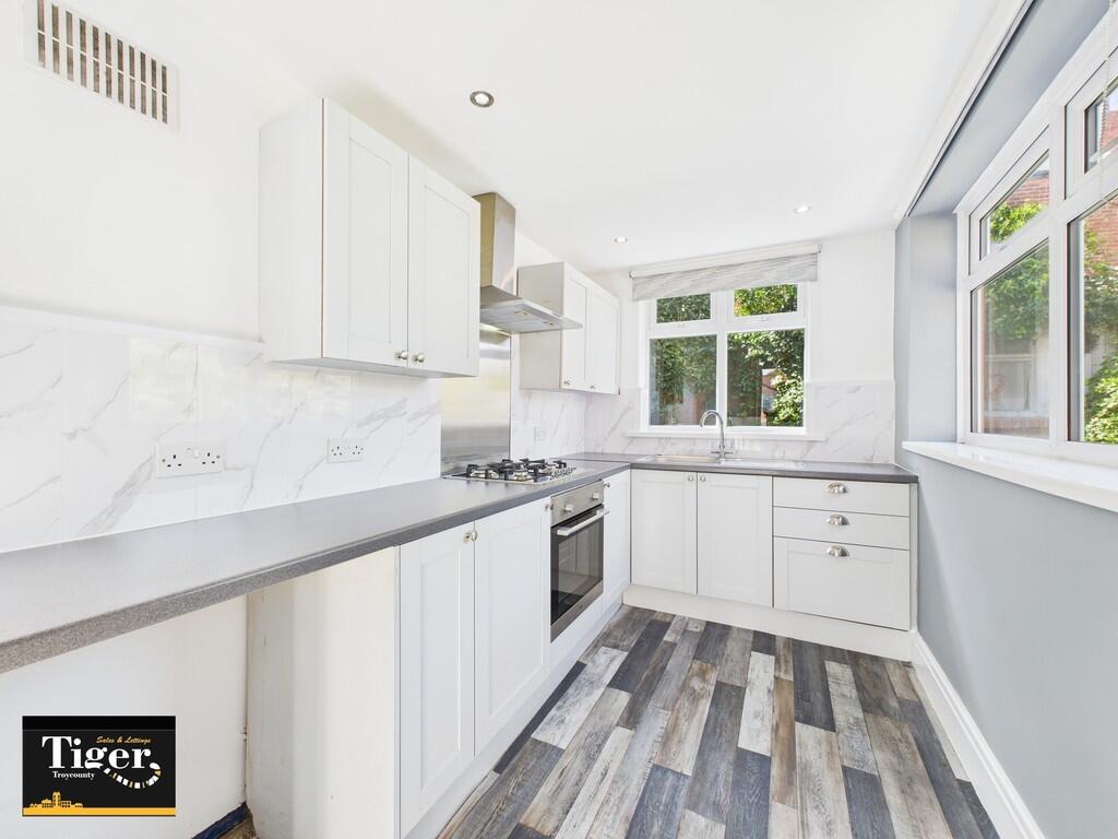 CAM03440G0-PR0406...