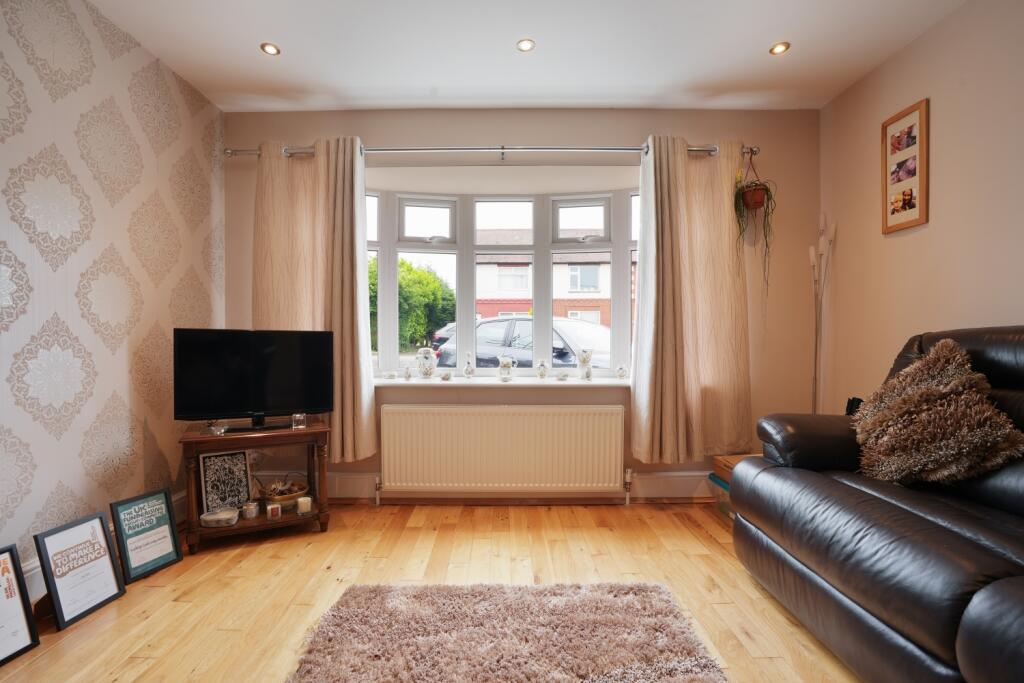 EweMove Estate Agents Scunthorpe - Living Room