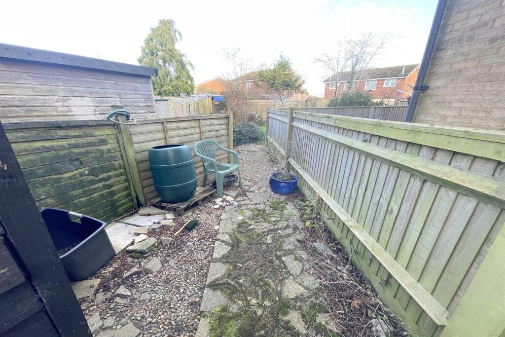 Walkway to garden