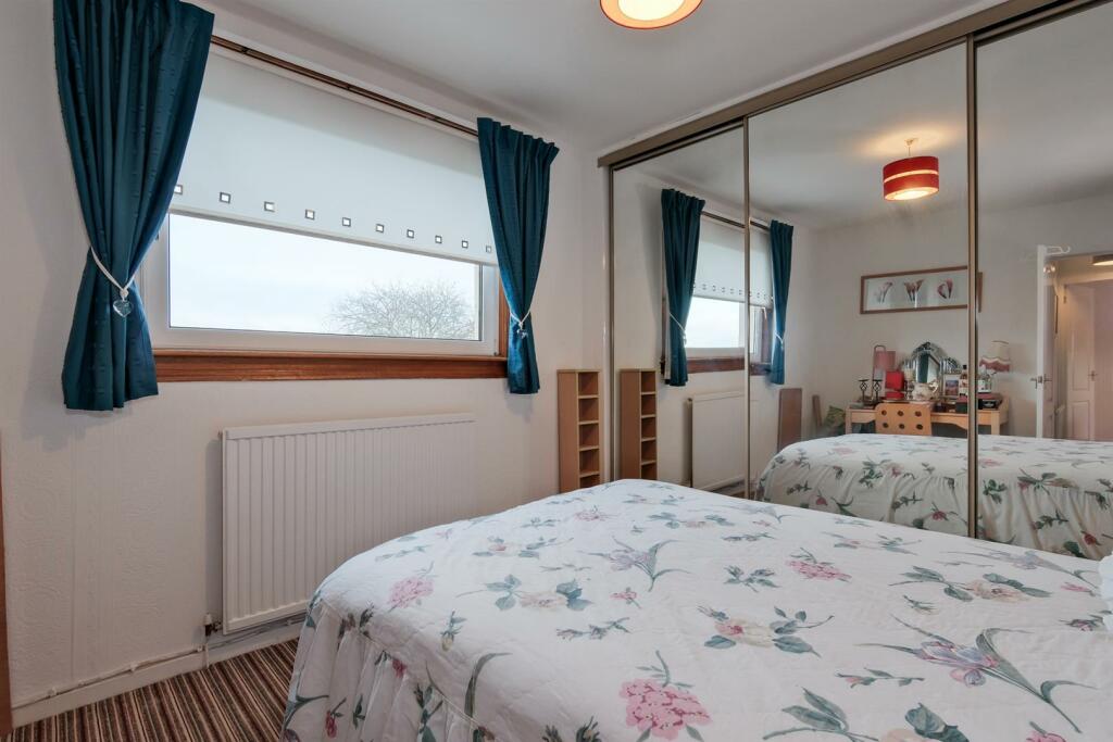 016-35 Greenfield Road, Carluke, ML85DA.jpg
