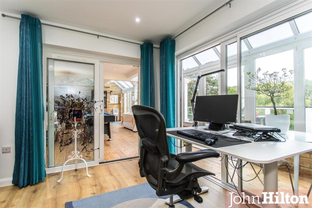 24 Gorham Avenue-40.jpg