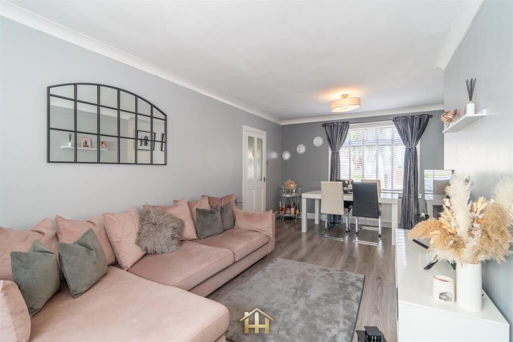 51 BALERNO ST DD4 8RR 230525 EDIT (49 of 56).jpg