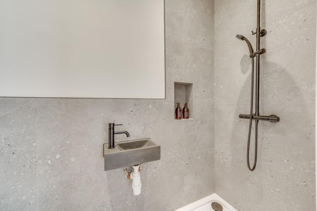 BEDROOMS AND BATHROOMS