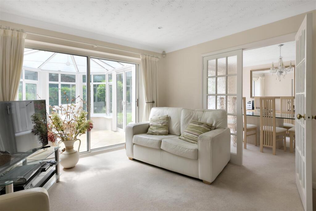 Reception to Sun Room and Dining