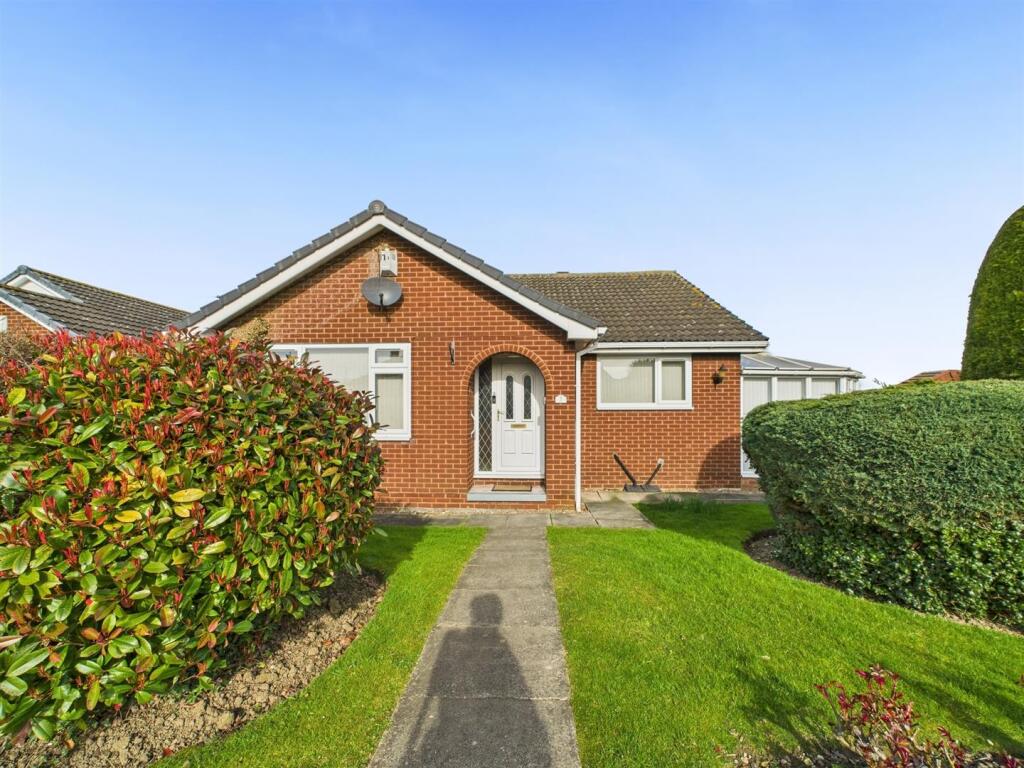 2 The Links Featherstone (17).jpg