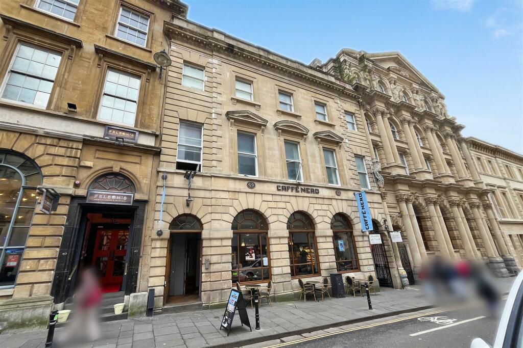 Flat 2, 38 Corn Street, City Centre Bristol BS1 1H
