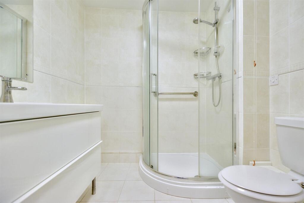 Bathroom.jpeg