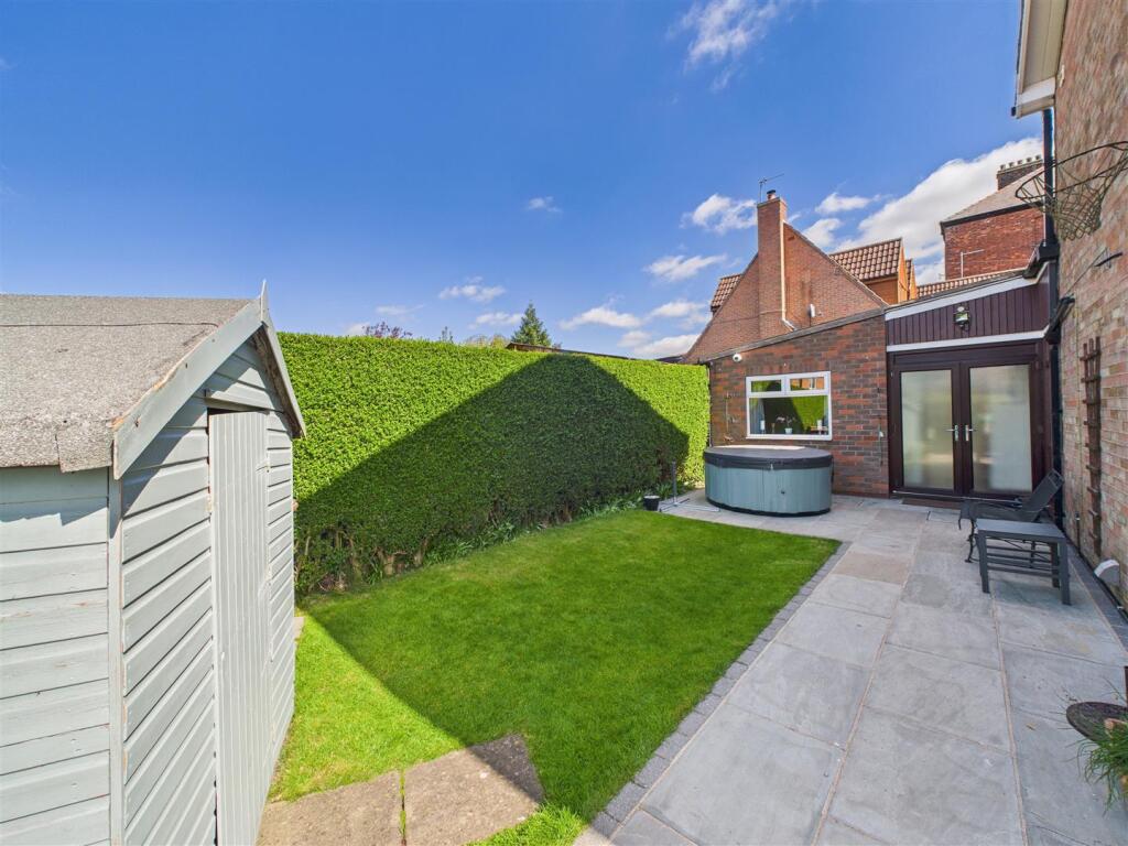 GARDEN