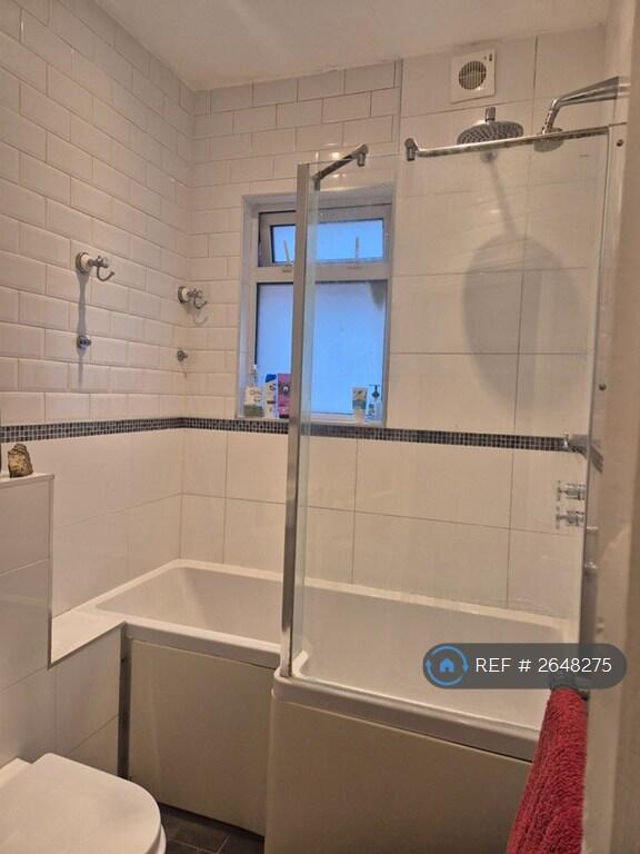 Modern Bathroom With Bath &amp; Shower