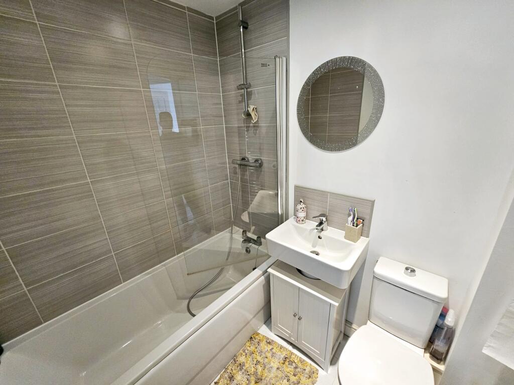 4fd7404d-858e-400b-a80b-ee5a585c4e8f