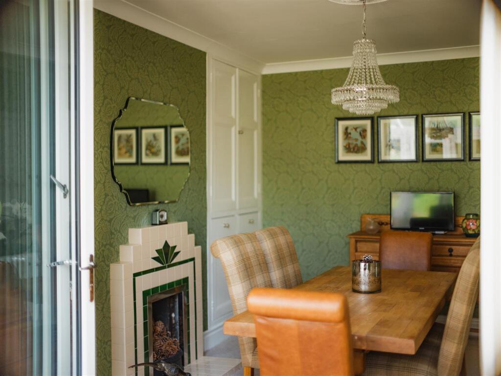 interior17.jpg