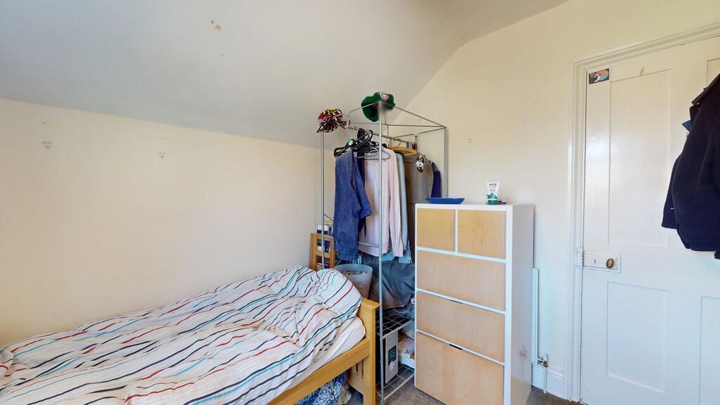 Bedroom 3 - Angle...