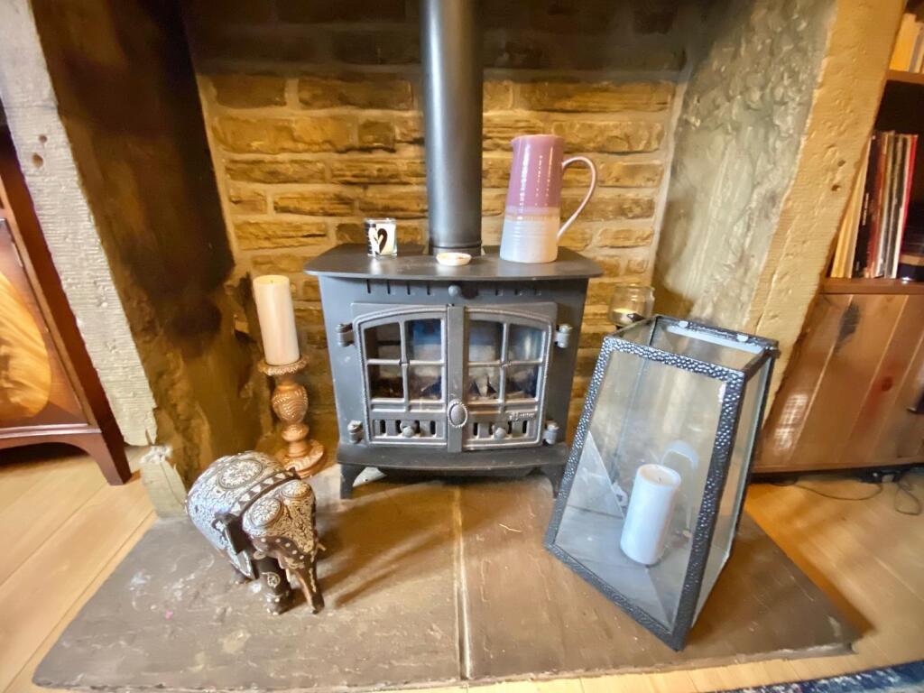 LOUNGE WITH INGLENOOK
