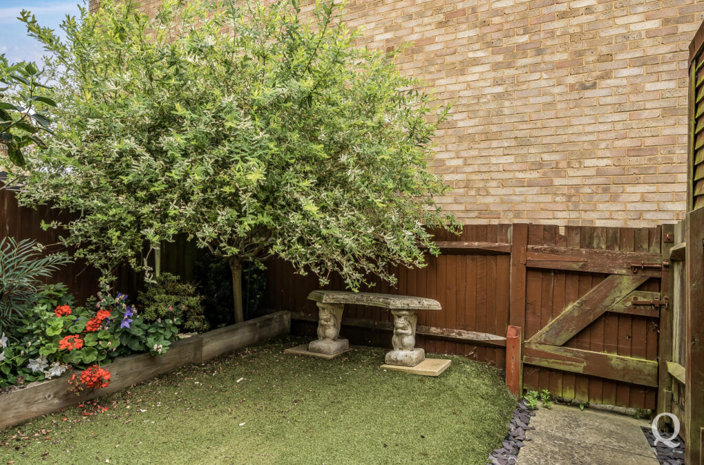 a7cc31ff-2214-4b1...