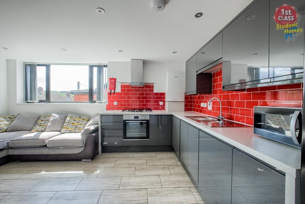 Living Room/Kitchen