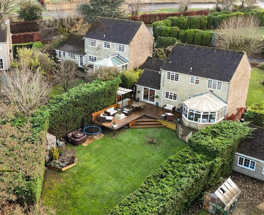 phot shopped and cropped.jpg