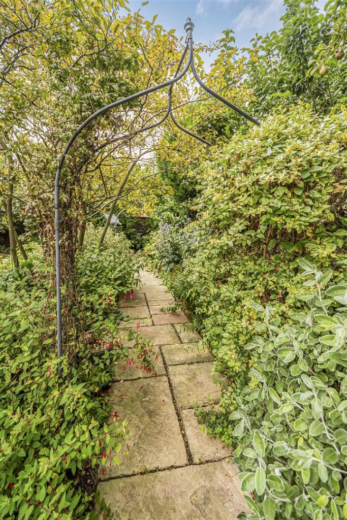 36 St Johns Rd18.JPG