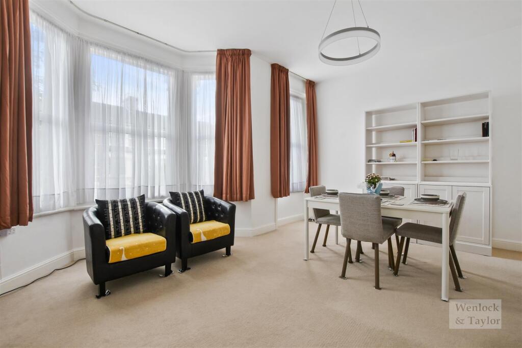 10-316dGCWT - FFF 119 Fernhead Road - Reception 2 