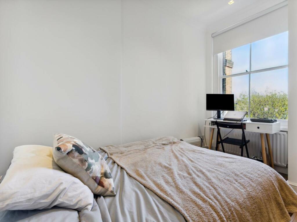 Flat 10 21-23 Cranle